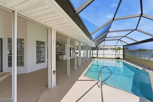 837 SW 2nd AVE, Cape Coral, FL 33991