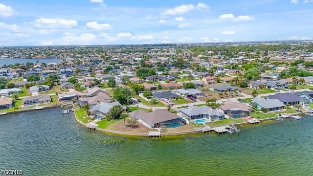 837 SW 2nd AVE, Cape Coral, FL 33991