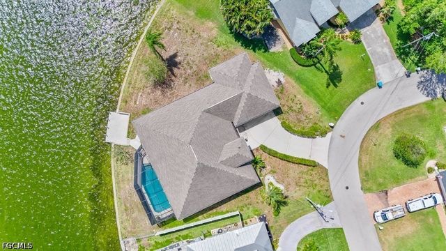 837 SW 2nd AVE, Cape Coral, FL 33991