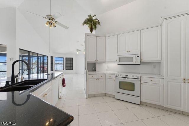 837 SW 2nd AVE, Cape Coral, FL 33991