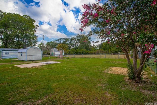 324 Troutt Avenue, Benton, AR 72019