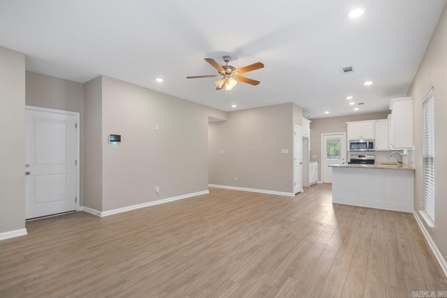 324 Troutt Avenue, Benton, AR 72019