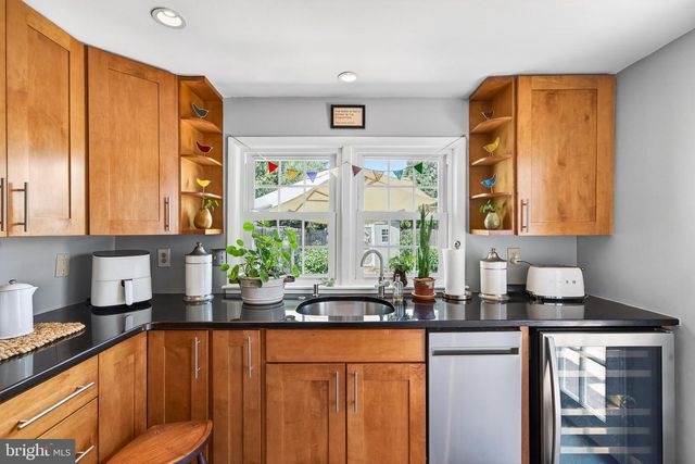 129 W UNION ST, West Chester, PA 19382