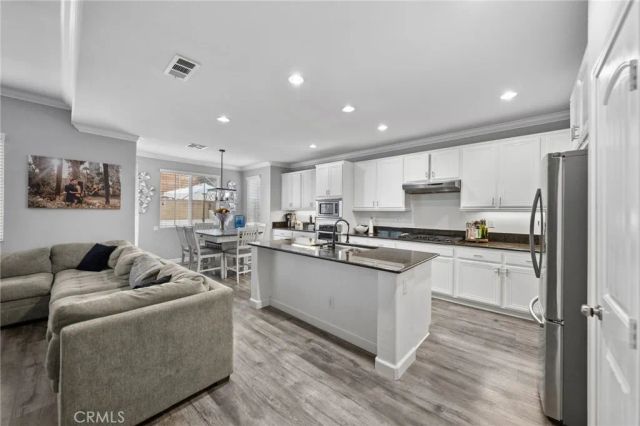 40259 Hannah Way, Murrieta, CA 92563