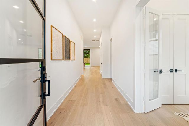 1741 Chippendale Road, Houston, TX 77018