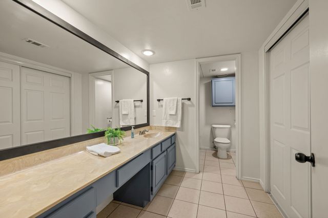 2728 Copper Creek Drive 208, Arlington, TX 76006