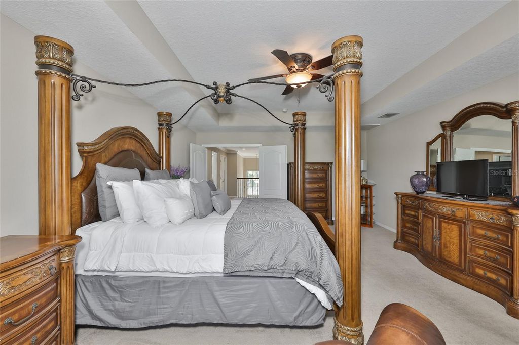 Image 36 of property listing at 11406 ESTUARY PRESERVE DRIVE, Riverview, FL 33569