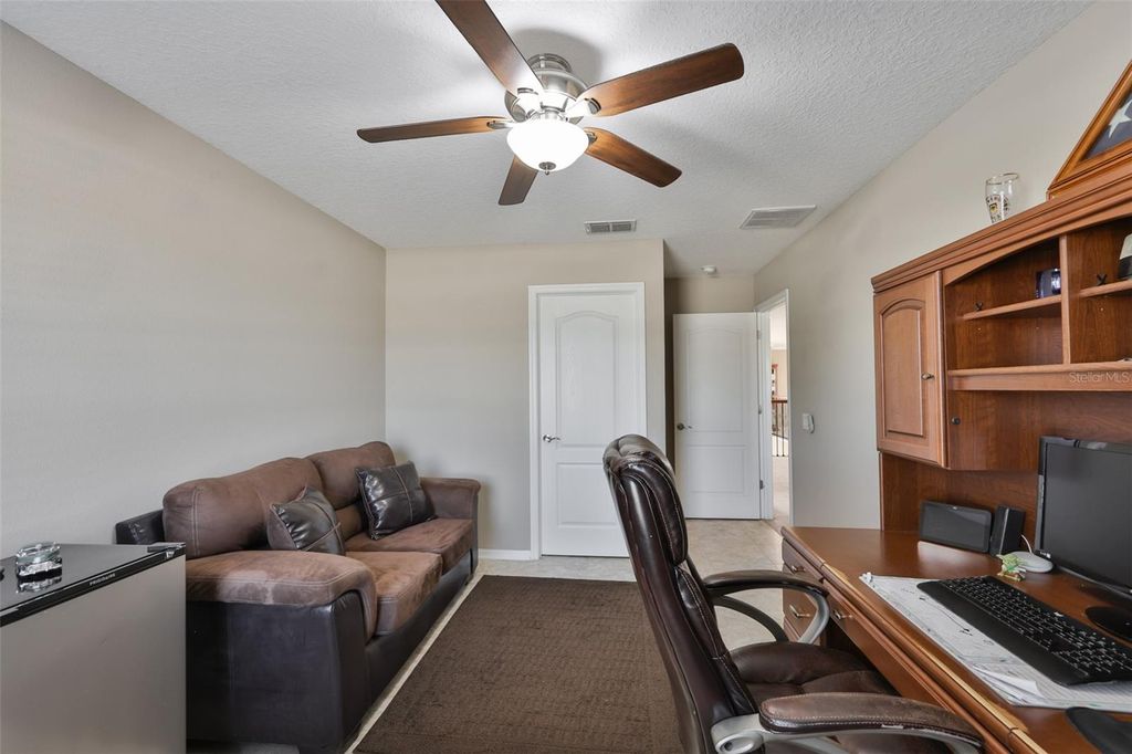 Image 45 of property listing at 11406 ESTUARY PRESERVE DRIVE, Riverview, FL 33569