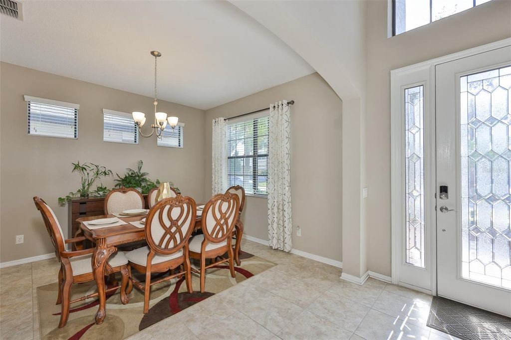 Image 6 of property listing at 11406 ESTUARY PRESERVE DRIVE, Riverview, FL 33569