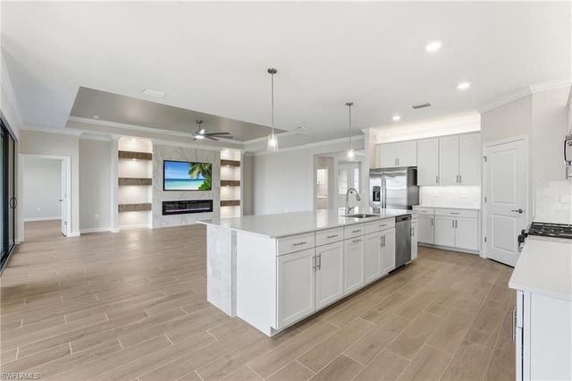 19697 Fox Grove DR, Estero, FL 33928
