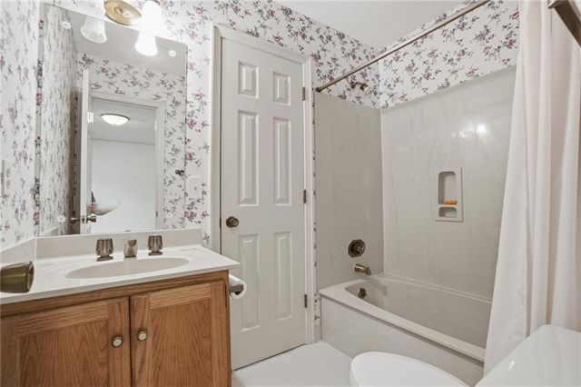 175 Broadmeadow Cove, Roswell, GA 30075