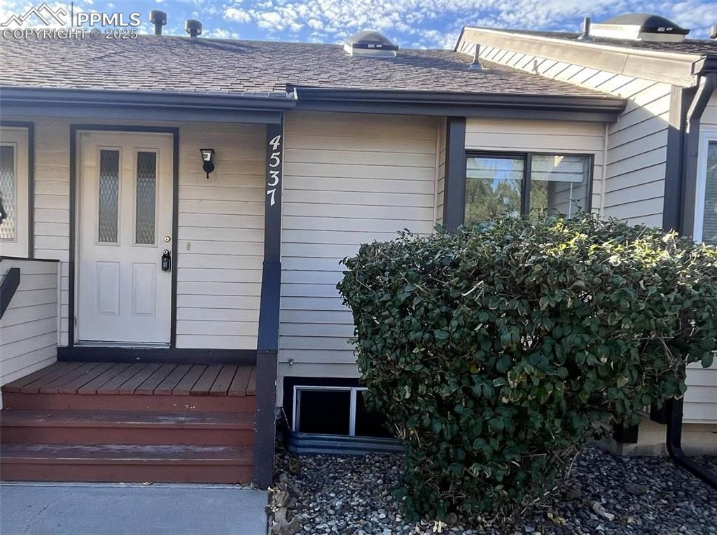 4537 Lamplighter Circle, Colorado Springs, CO 80916