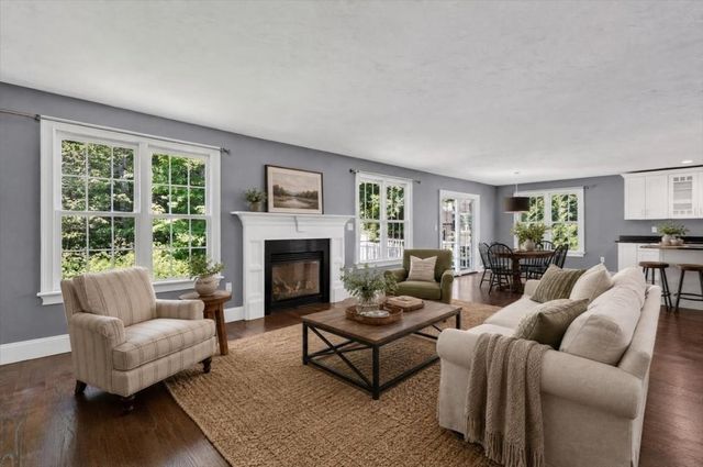 11 Jutila Farm Path, Hanover, MA 02339