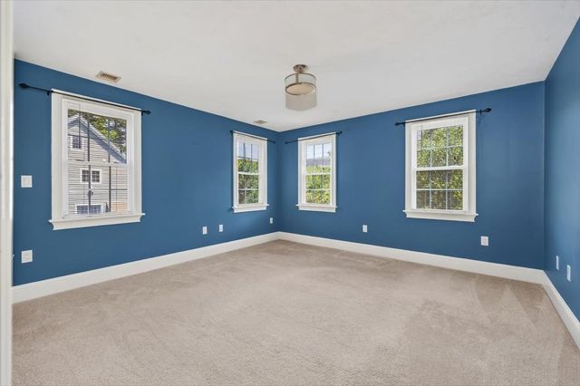 11 Jutila Farm Path, Hanover, MA 02339