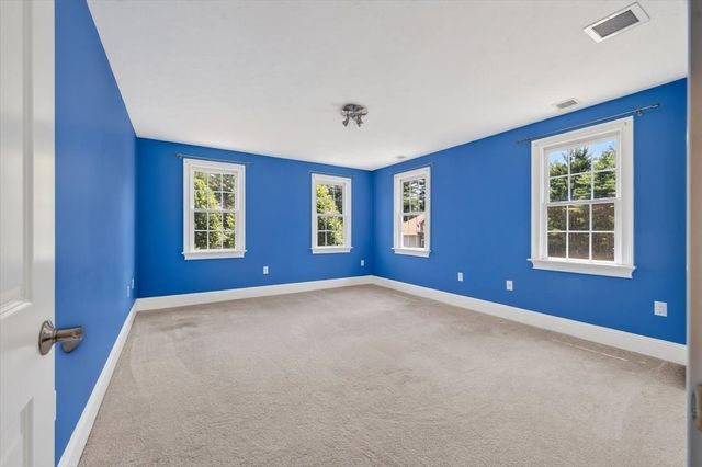 11 Jutila Farm Path, Hanover, MA 02339