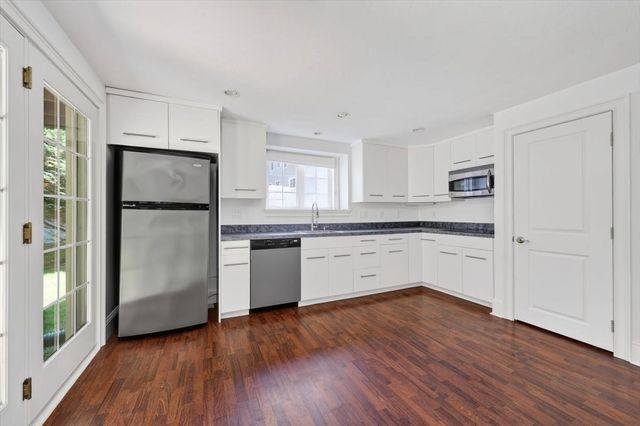 11 Jutila Farm Path, Hanover, MA 02339