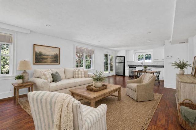 11 Jutila Farm Path, Hanover, MA 02339