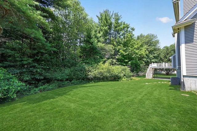 11 Jutila Farm Path, Hanover, MA 02339