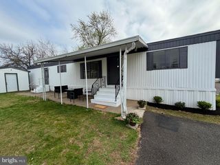 6211 FOSTER DR, Morrisville, PA 19067
