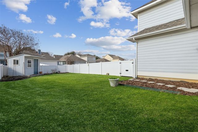 9512 Cape Cod Boulevard, Providence Village, TX 76227