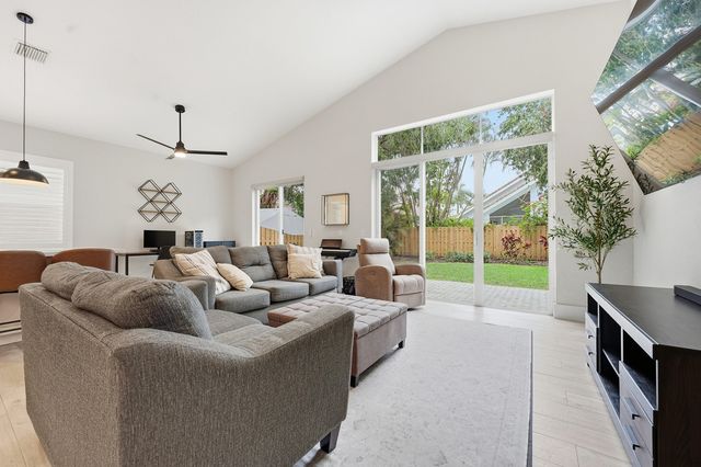 8321 Bob-o-link Drive, West Palm Beach, FL 33412