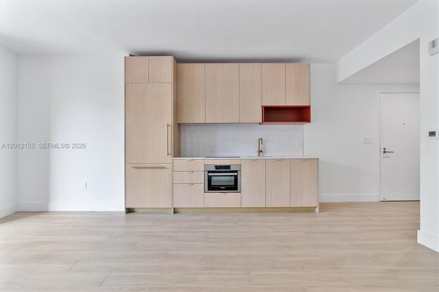 90 NE 32 St 413, Miami, FL 33127