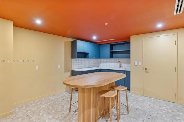 90 NE 32 St 413, Miami, FL 33127