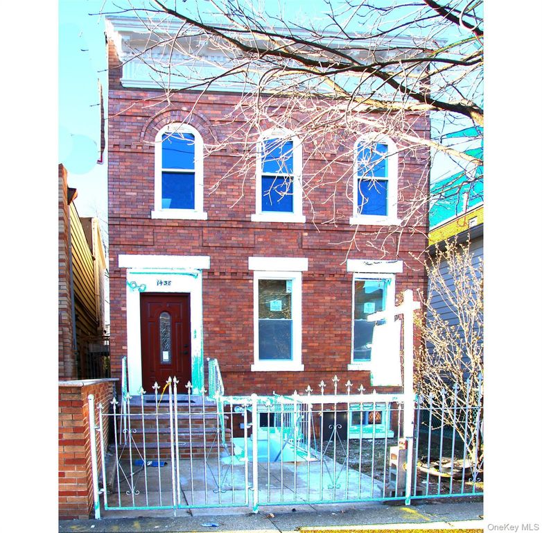 1438 E 95 Street, Brooklyn, NY 11236