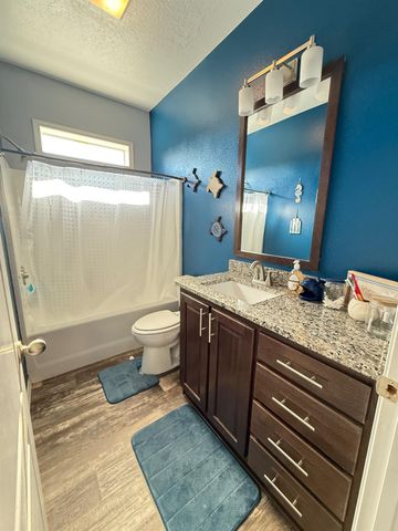 9881 Scenic Valley Rd, Valley Springs, CA 95252