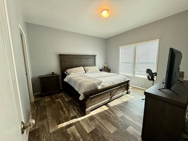 9881 Scenic Valley Rd, Valley Springs, CA 95252