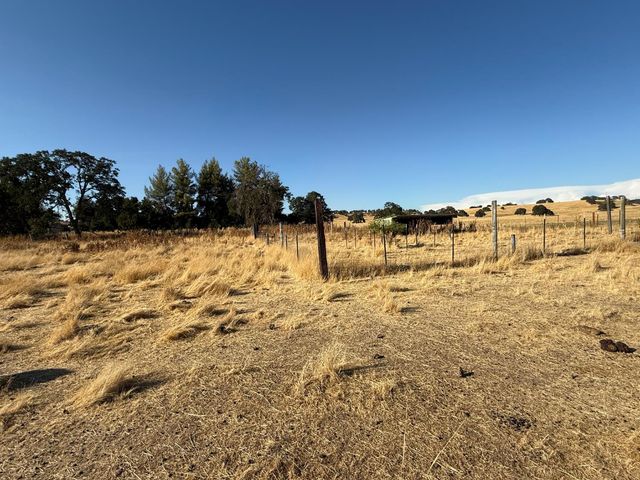 9881 Scenic Valley Rd, Valley Springs, CA 95252
