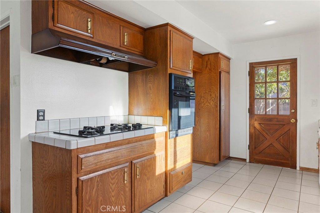 16451 Rhone, Huntington Beach, CA 92647 — photo 5