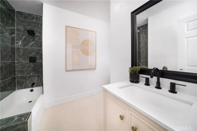 843 Cedar Avenue, Long Beach, CA 90813