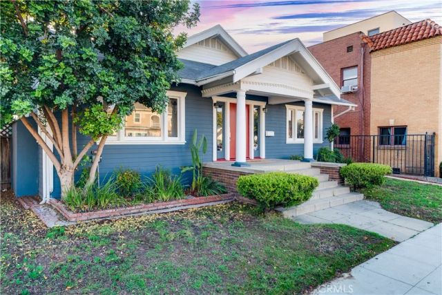 843 Cedar Avenue, Long Beach, CA 90813