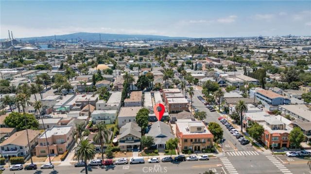 843 Cedar Avenue, Long Beach, CA 90813