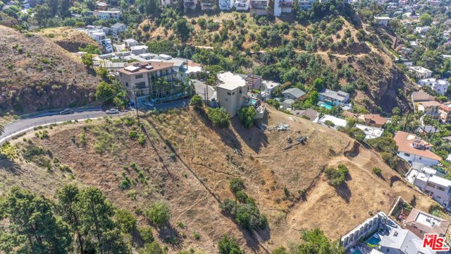 6448 Weidlake Drive, Los Angeles, CA 90068