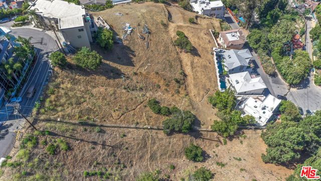 6448 Weidlake Drive, Los Angeles, CA 90068