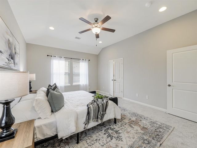 1020 Gardenia Street, Carrollton, TX 75007