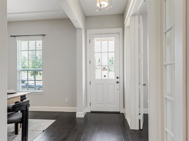 1020 Gardenia Street, Carrollton, TX 75007