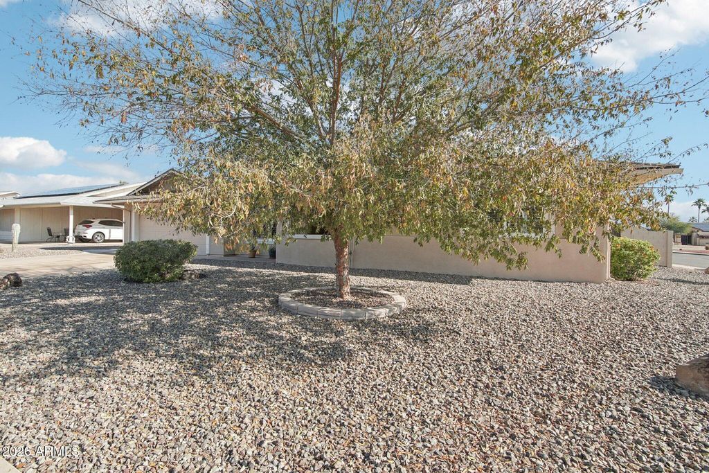 Image 3 of property listing at 17803 N 134TH Drive, Sun City West, AZ 85375