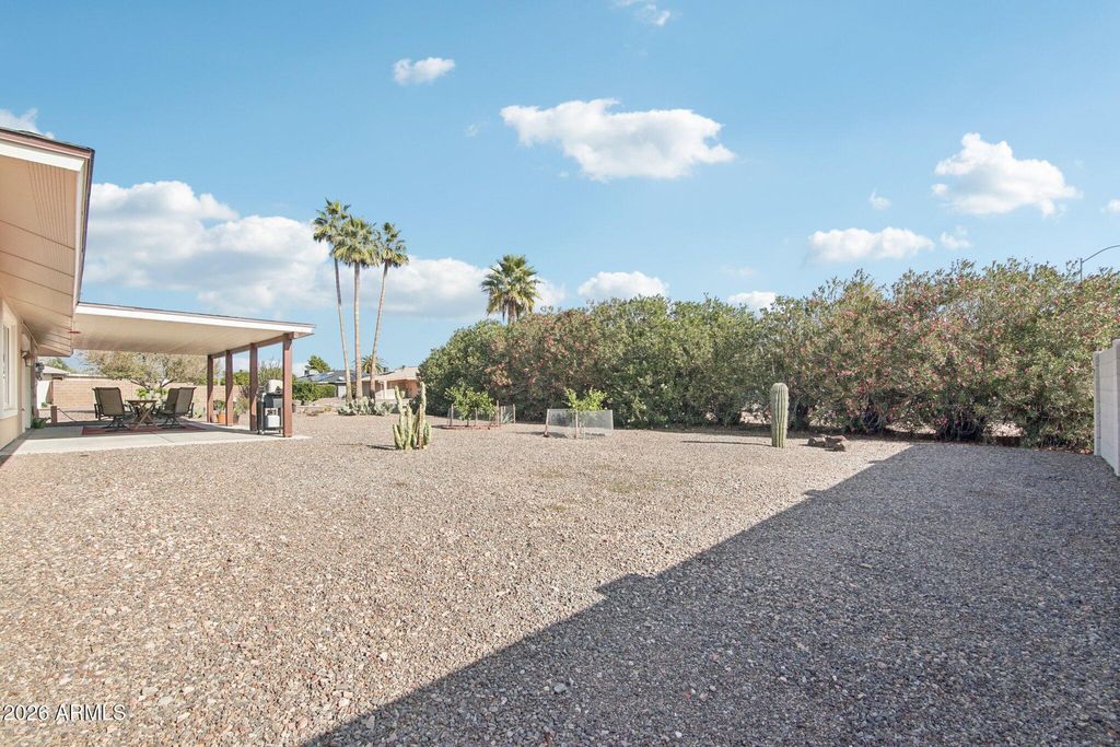 Image 30 of property listing at 17803 N 134TH Drive, Sun City West, AZ 85375