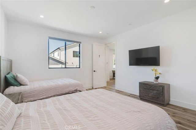 13368 Pala Avenue, Sylmar, CA 91342