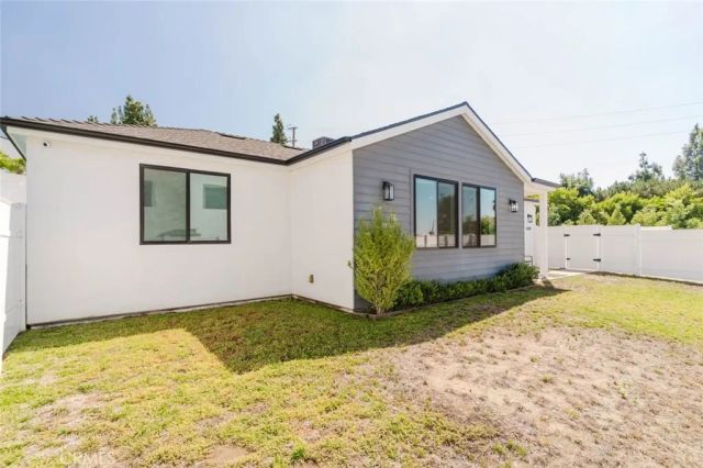 13368 Pala Avenue, Sylmar, CA 91342