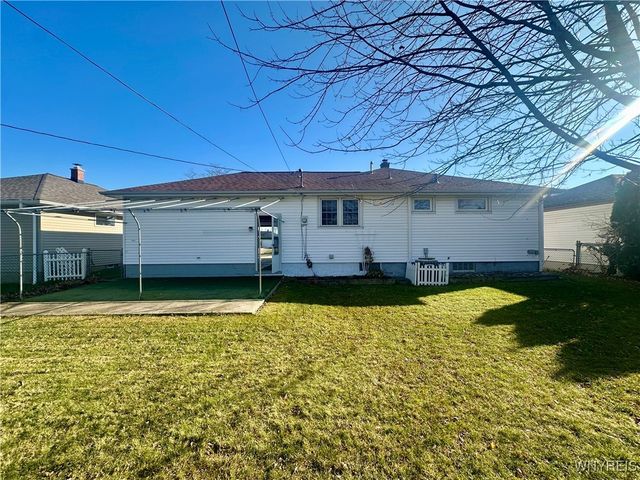 168 Donna Lea Boulevard, Amherst, NY 14221