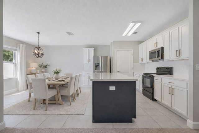 2736 SUMMERGLEN LANE, Eustis, FL 32726