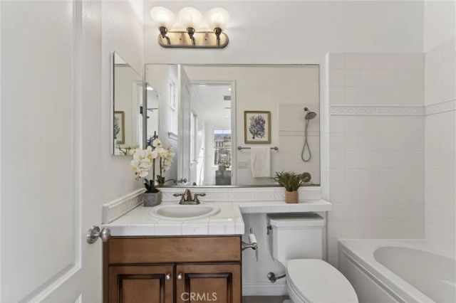 20100 Livorno, Yorba Linda, CA 92886