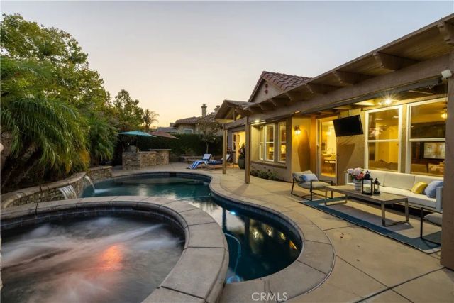 20100 Livorno, Yorba Linda, CA 92886