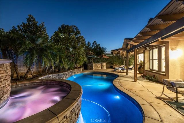 20100 Livorno, Yorba Linda, CA 92886