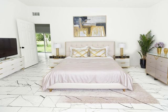 67 W 10TH STREET, Apopka, FL 32703