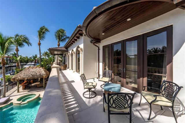 42 Nurmi Dr, Fort Lauderdale, FL 33301